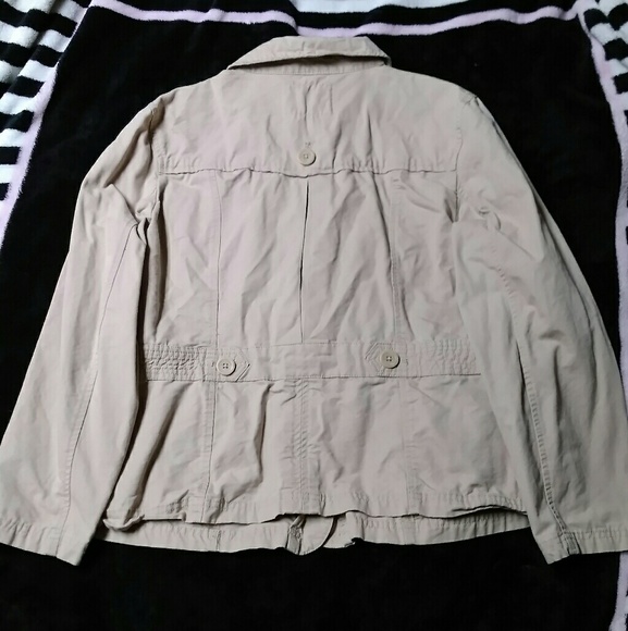 NorthCrest Jacket - Picture 2 of 3